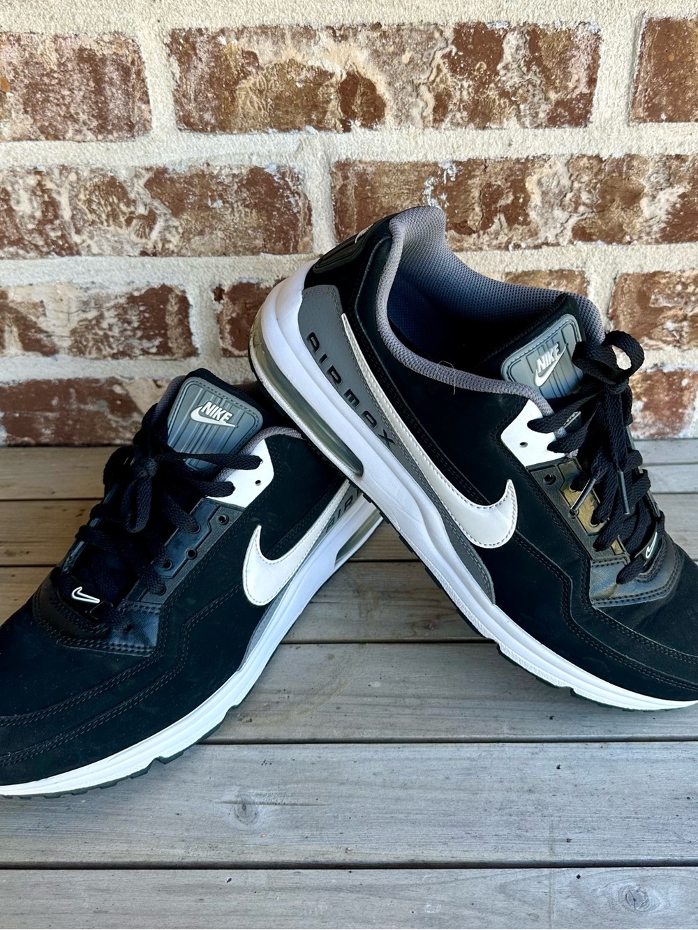 Nike Men’s Air Max LTD 3
